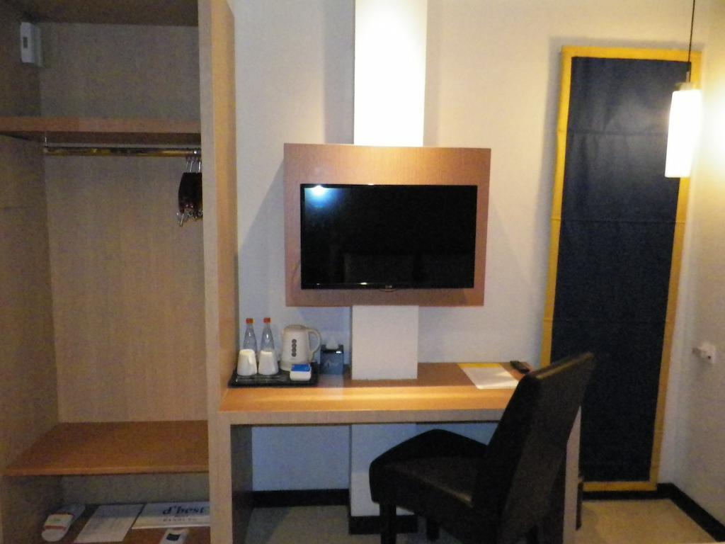 D'Best Hotel Pasar Baru Bandung Habitación foto